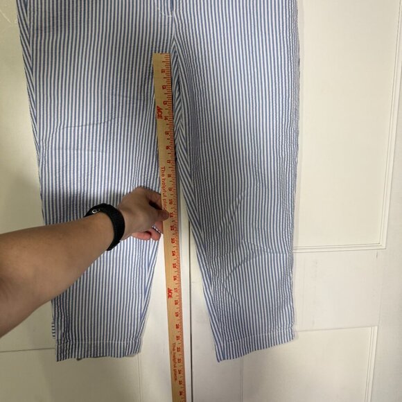 Talbots Seersucker The Perfect Crop Pant Cropped Pants Blue White Stripe Size 8P - Picture 7 of 12